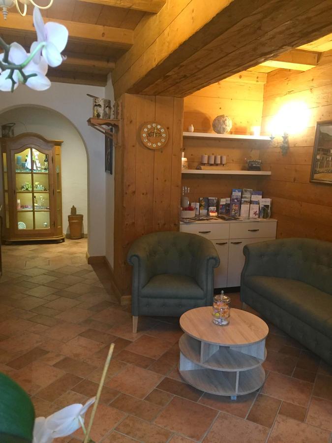 Landgasthof Kirchmayer Farchant Exterior photo